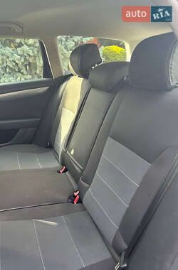 Универсал Volkswagen Passat 2014 в Львове