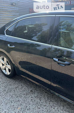 Седан Volkswagen Passat 2012 в 