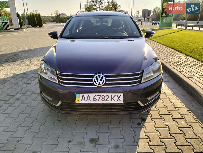 Volkswagen Passat 2011
