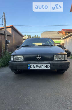 Универсал Volkswagen Passat 1992 в Киеве