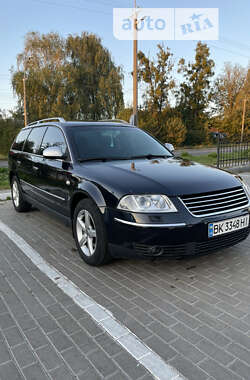 Универсал Volkswagen Passat 2003 в Ровно