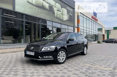 Седан Volkswagen Passat 2011 в Хмельницькому