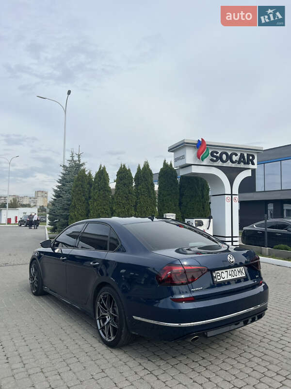 Седан Volkswagen Passat 2018 в Мостиске