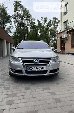 Універсал Volkswagen Passat 2006 в Коломиї