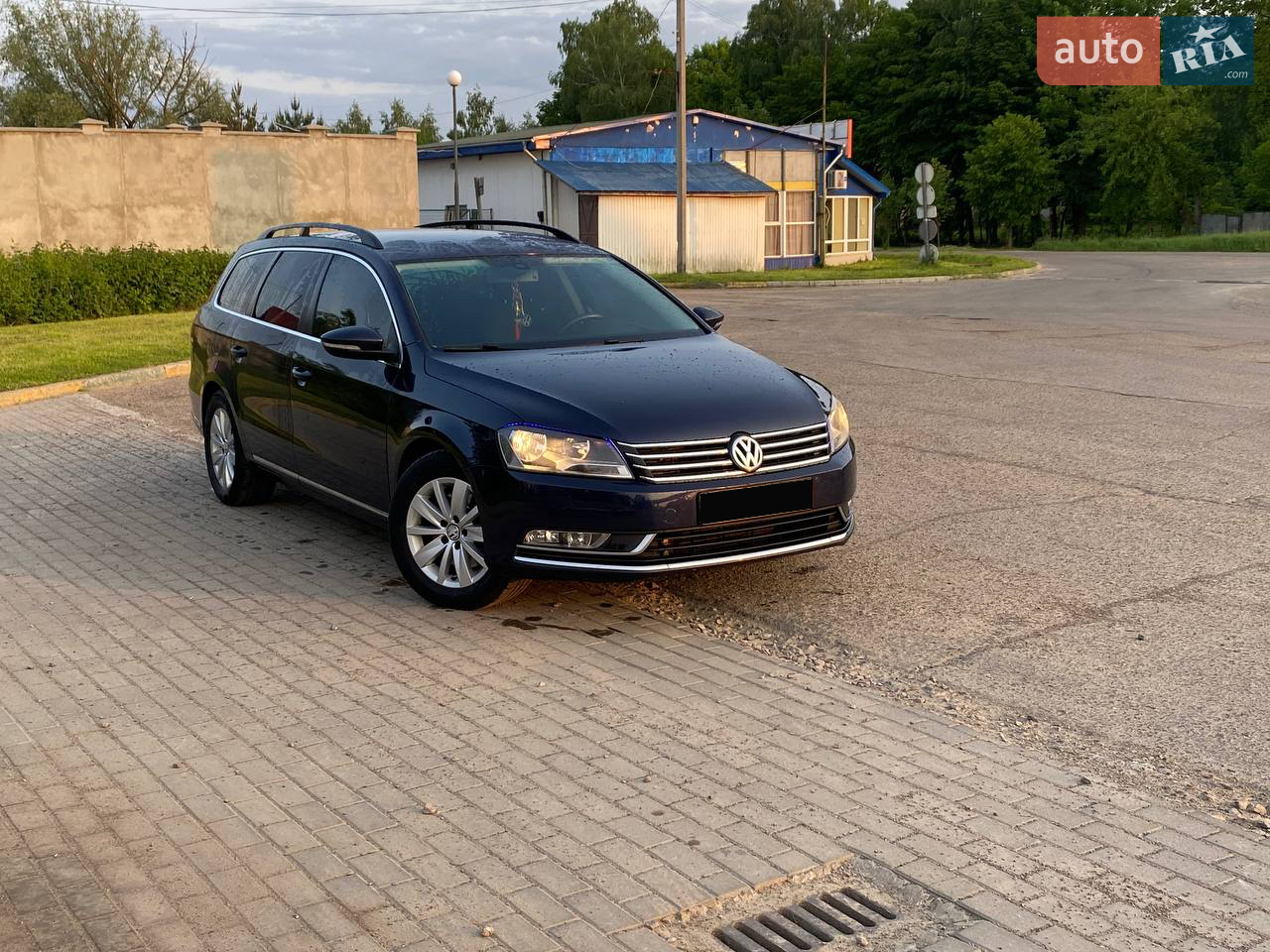 2011 Volkswagen Passat - мініатюра 9