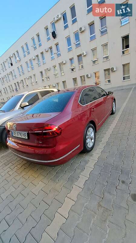Седан Volkswagen Passat 2017 в Одессе