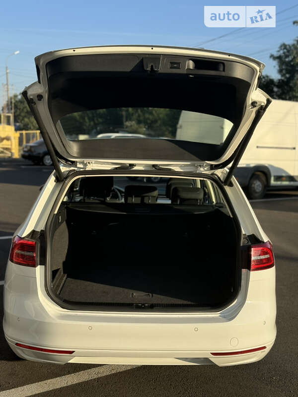 Універсал Volkswagen Passat 2015 в Чернігові фото 11 Універсал Volkswagen Passat 2015 в Чернігові