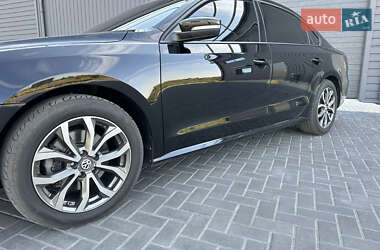 Седан Volkswagen Passat 2015 в 