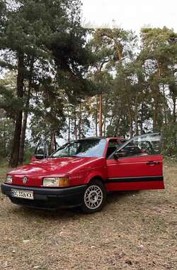 Седан Volkswagen Passat 1991 в Львові