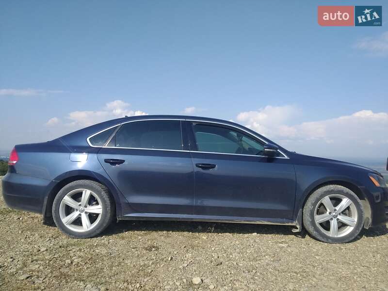 Седан Volkswagen Passat 2013 в Львове