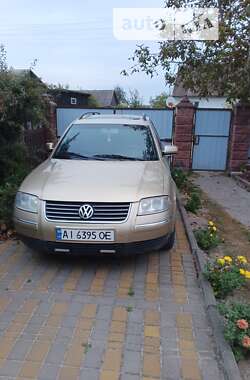 Универсал Volkswagen Passat 2001 в Березному