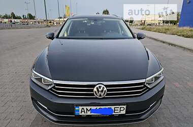 Універсал Volkswagen Passat 2017 в Баранівці