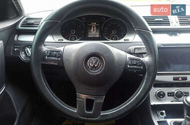 Седан Volkswagen Passat 2013 в 