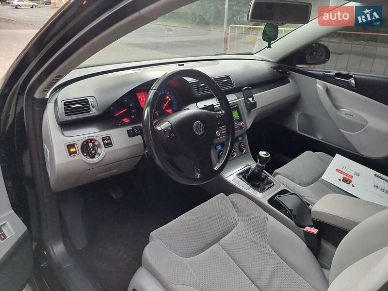 Седан Volkswagen Passat 2007 в Одесі