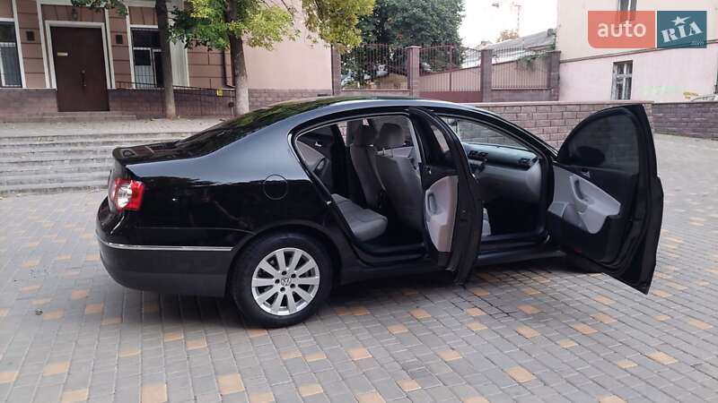 Седан Volkswagen Passat 2007 в Одесі