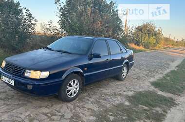 Седан Volkswagen Passat 1996 в Бару