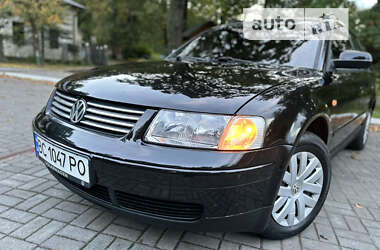 Універсал Volkswagen Passat 1998 в Дрогобичі