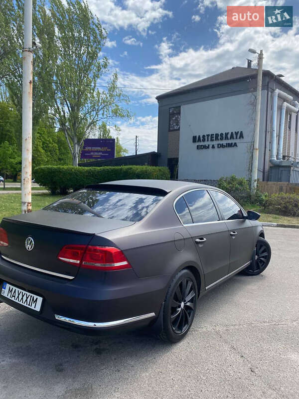 Седан Volkswagen Passat 2011 в Запорожье