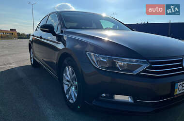 Седан Volkswagen Passat 2014 в Чернівцях