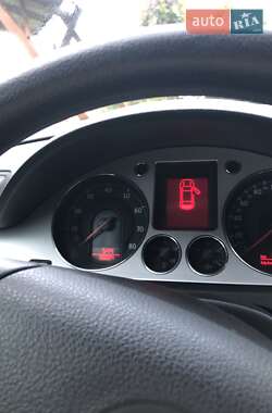 Универсал Volkswagen Passat 2008 в Ивано-Франковске