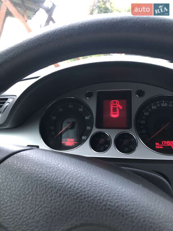 Универсал Volkswagen Passat 2008 в Ивано-Франковске