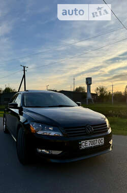 Седан Volkswagen Passat 2012 в Чернівцях