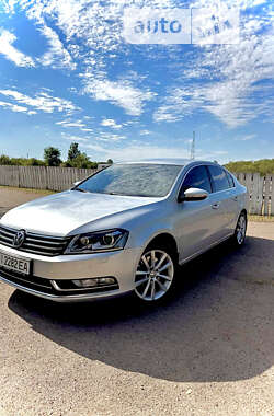 Седан Volkswagen Passat 2013 в Полтаві