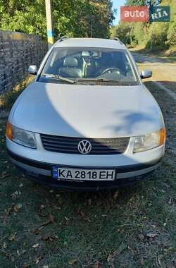 Универсал Volkswagen Passat 1998 в 