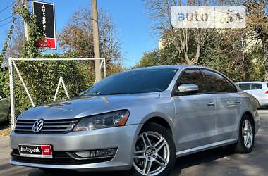 Седан Volkswagen Passat 2014 в Виннице