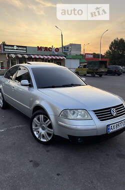 Седан Volkswagen Passat 2003 в Харькове