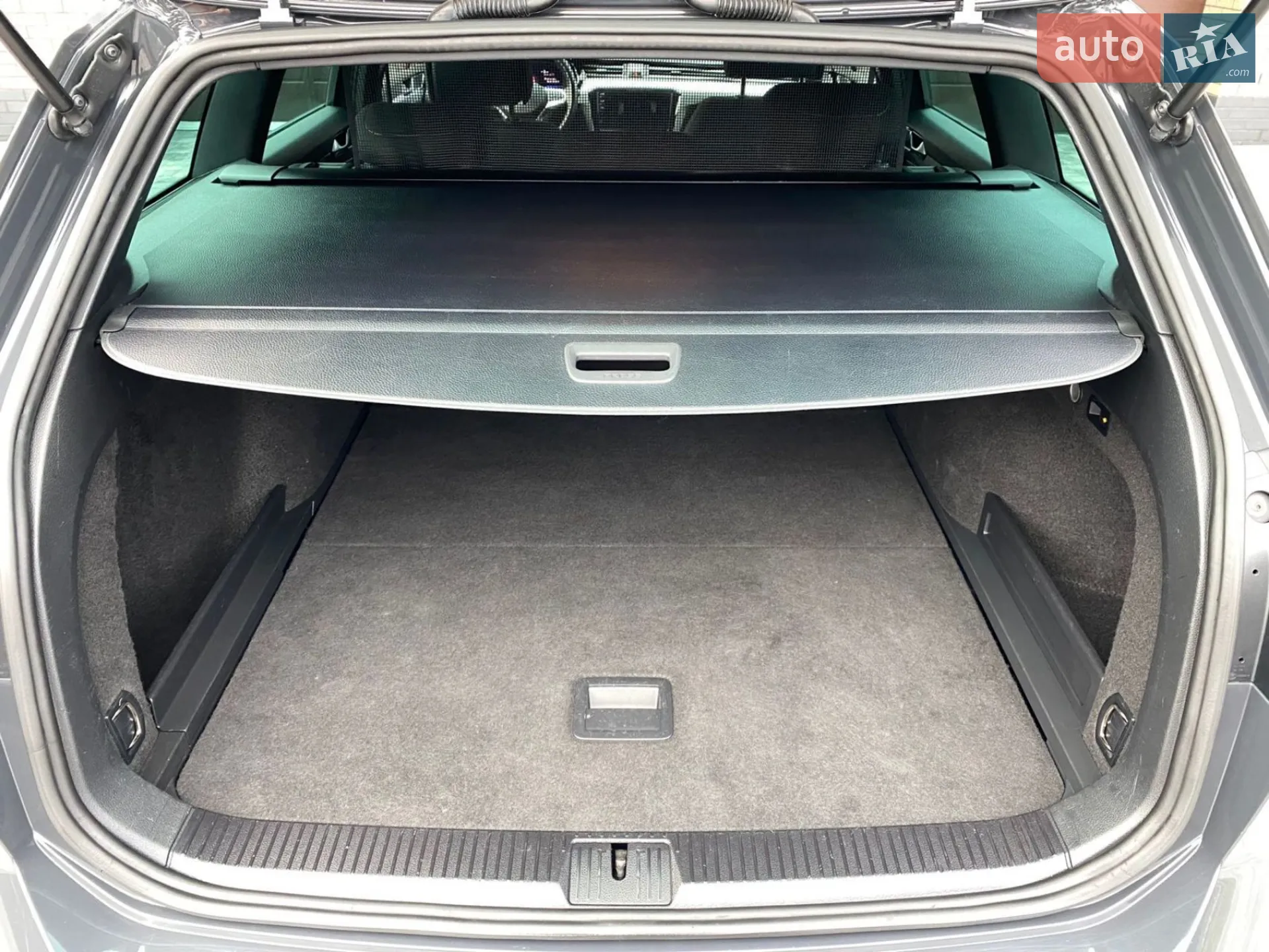 2019 Volkswagen Passat - мініатюра 18