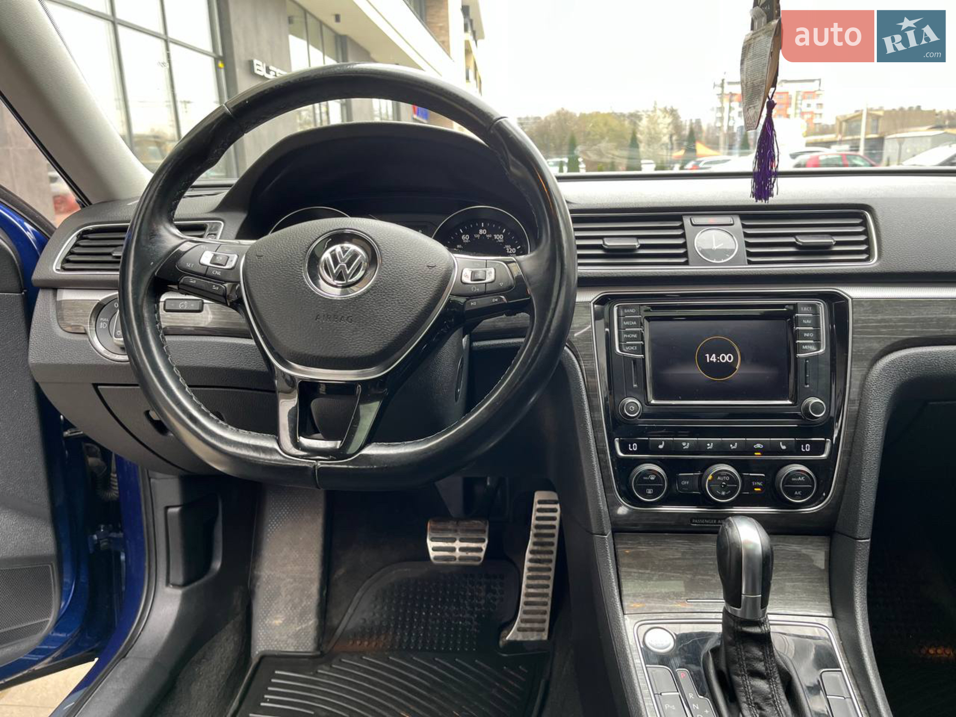 2017 Volkswagen Passat - мініатюра 6