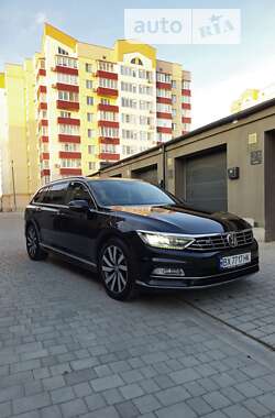 Універсал Volkswagen Passat 2017 в Кам'янець-Подільському