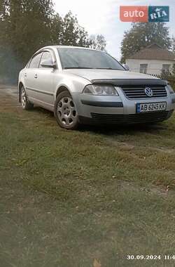 Седан Volkswagen Passat 2004 в 