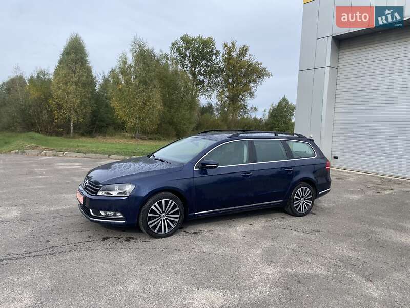 Універсал Volkswagen Passat 2013 в 