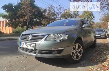 Седан Volkswagen Passat 2007 в Киеве