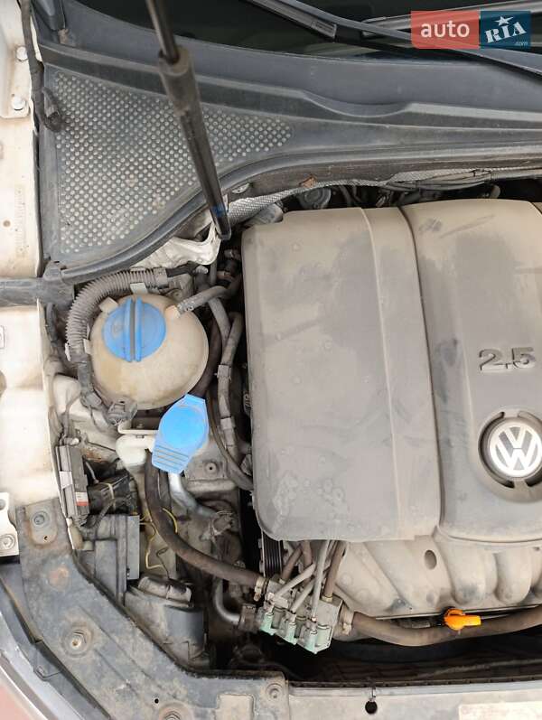 Седан Volkswagen Passat 2013 в Кременчуці