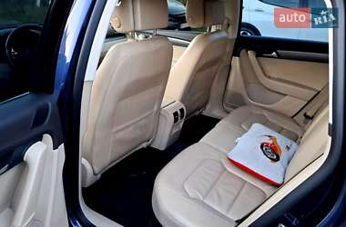 Универсал Volkswagen Passat 2011 в 