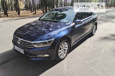 Седан Volkswagen Passat 2016 в Черкассах