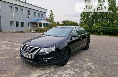 Седан Volkswagen Passat 2008 в Ровно