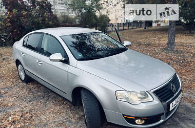 Седан Volkswagen Passat 2008 в Харькове