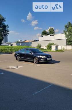 Седан Volkswagen Passat 2007 в Киеве