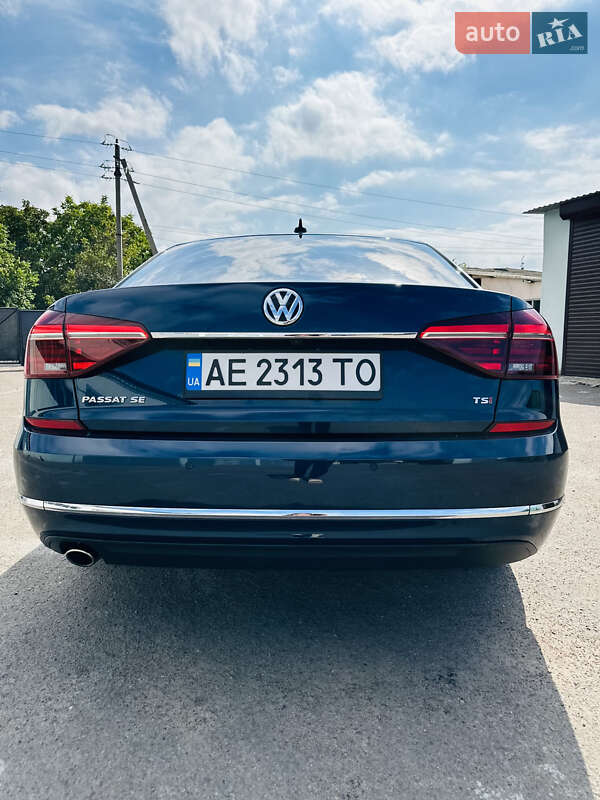 Седан Volkswagen Passat 2018 в Ізмаїлі