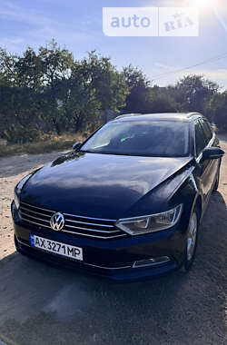 Универсал Volkswagen Passat 2015 в Харькове