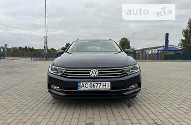 Універсал Volkswagen Passat 2015 в Ковелі