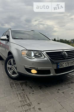 Универсал Volkswagen Passat 2007 в Сокале