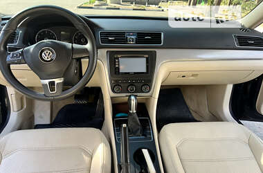 Седан Volkswagen Passat 2014 в Харкові