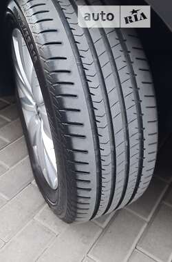 Універсал Volkswagen Passat 2013 в 