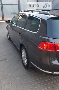 Універсал Volkswagen Passat 2013 в 