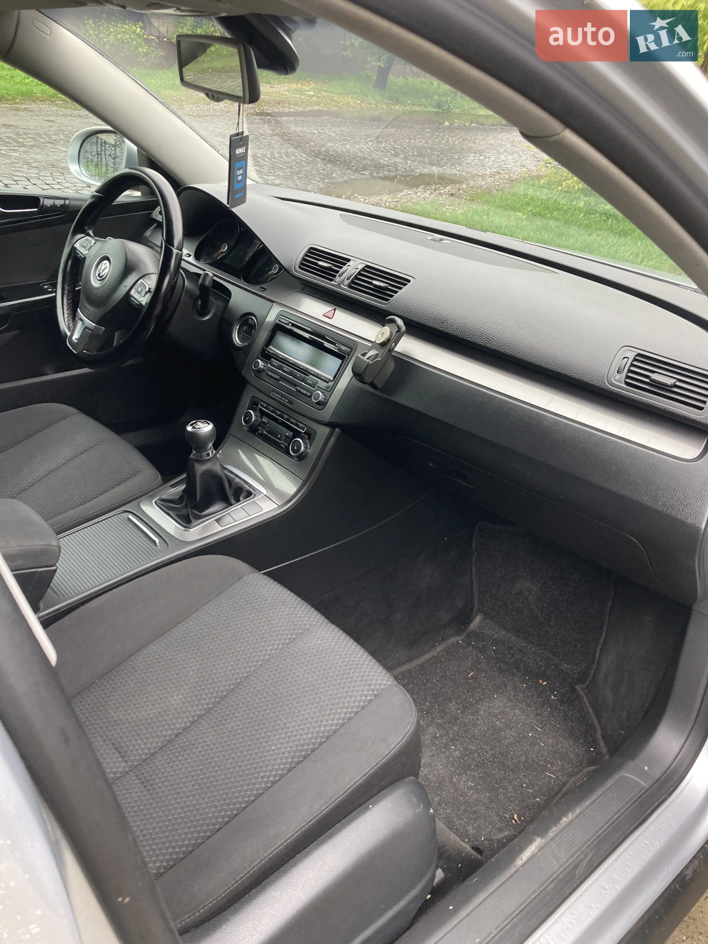 2010 Volkswagen Passat - мініатюра 9